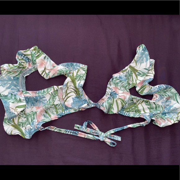 Pretty Little Thing Leafy Bikini Set - Picture 2 of 7
